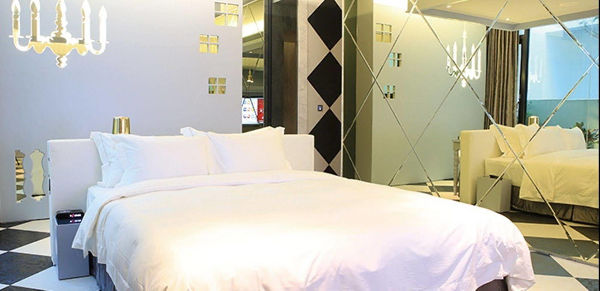 All-Ur Boutique Motel-Hsin Chu Branch Hsinchu City Exterior photo